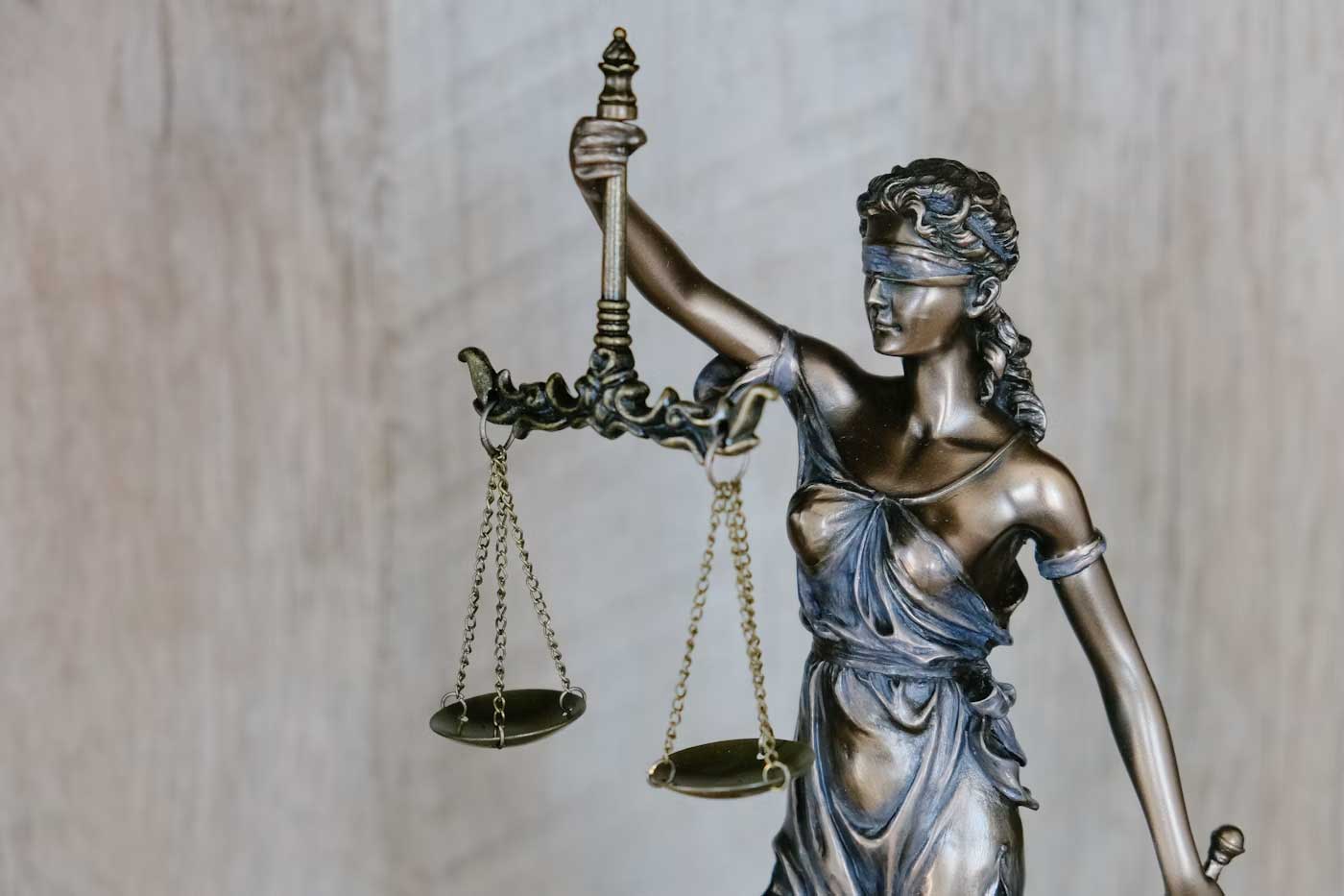 Edificio y entorno de justicia